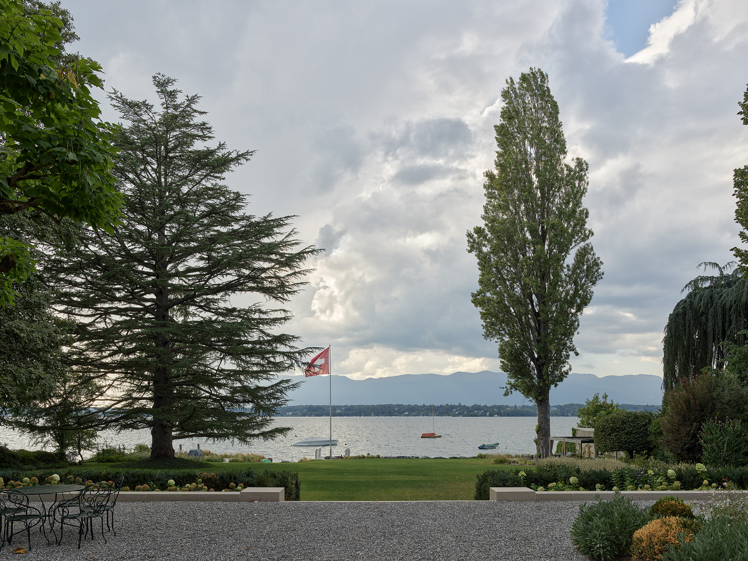 Ahp0069 AIQ4 012130 J2560